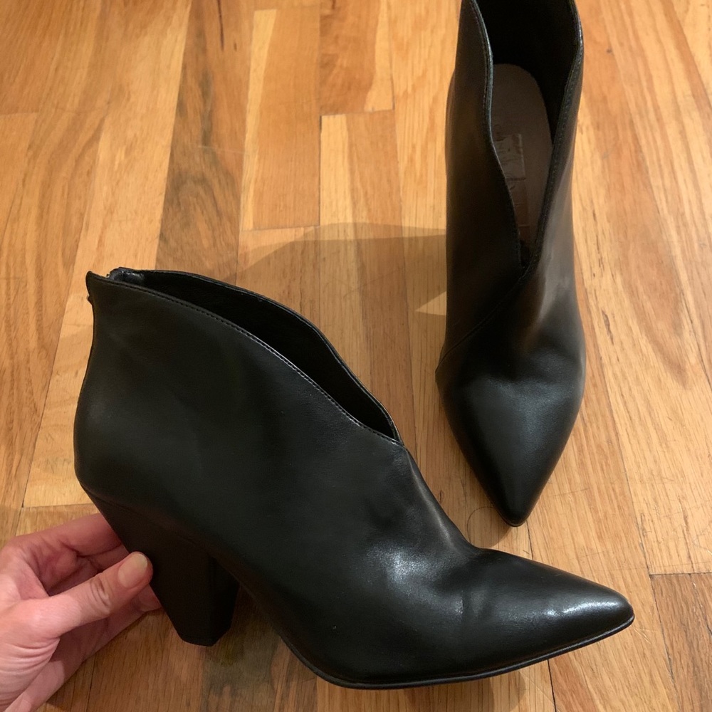 COPY - Chinese Laundry Rudie Bootie